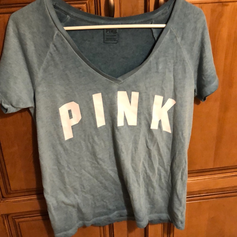 Vs pink shirt